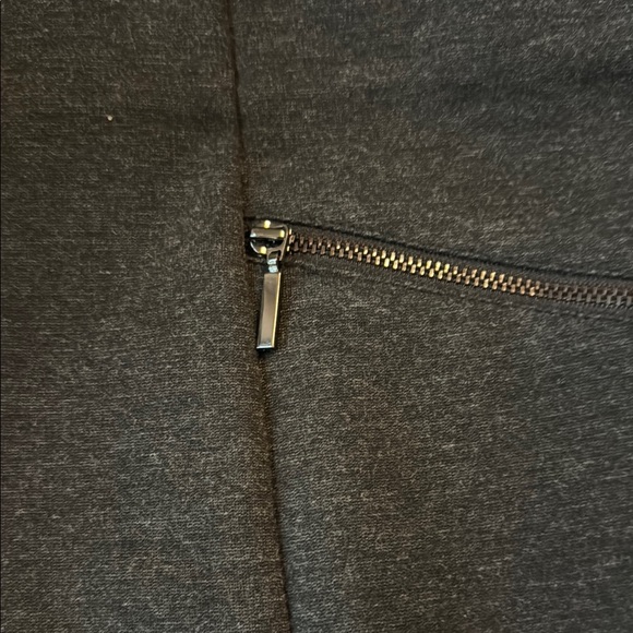 Alfani Gray Gold Mini Pencil Skirt‎ for Work - Picture 3 of 3